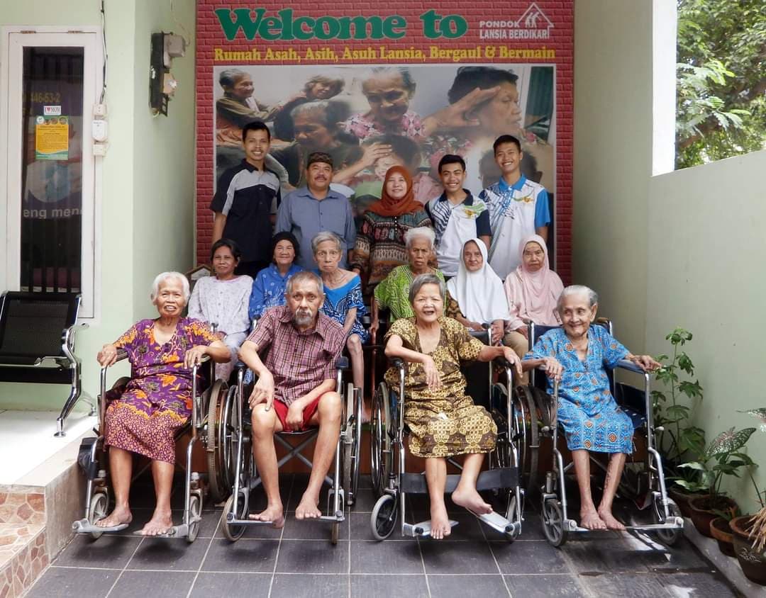 Pondok Lansia Berdikari - Panti Werdha